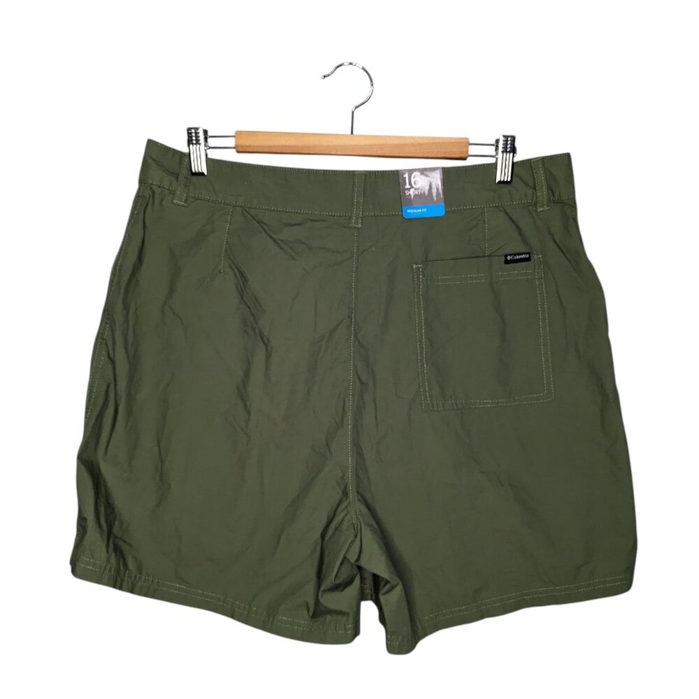 NEW Columbia Women's Size 16 Holly Hideaway Hiking Outdoor Shorts NWT Green